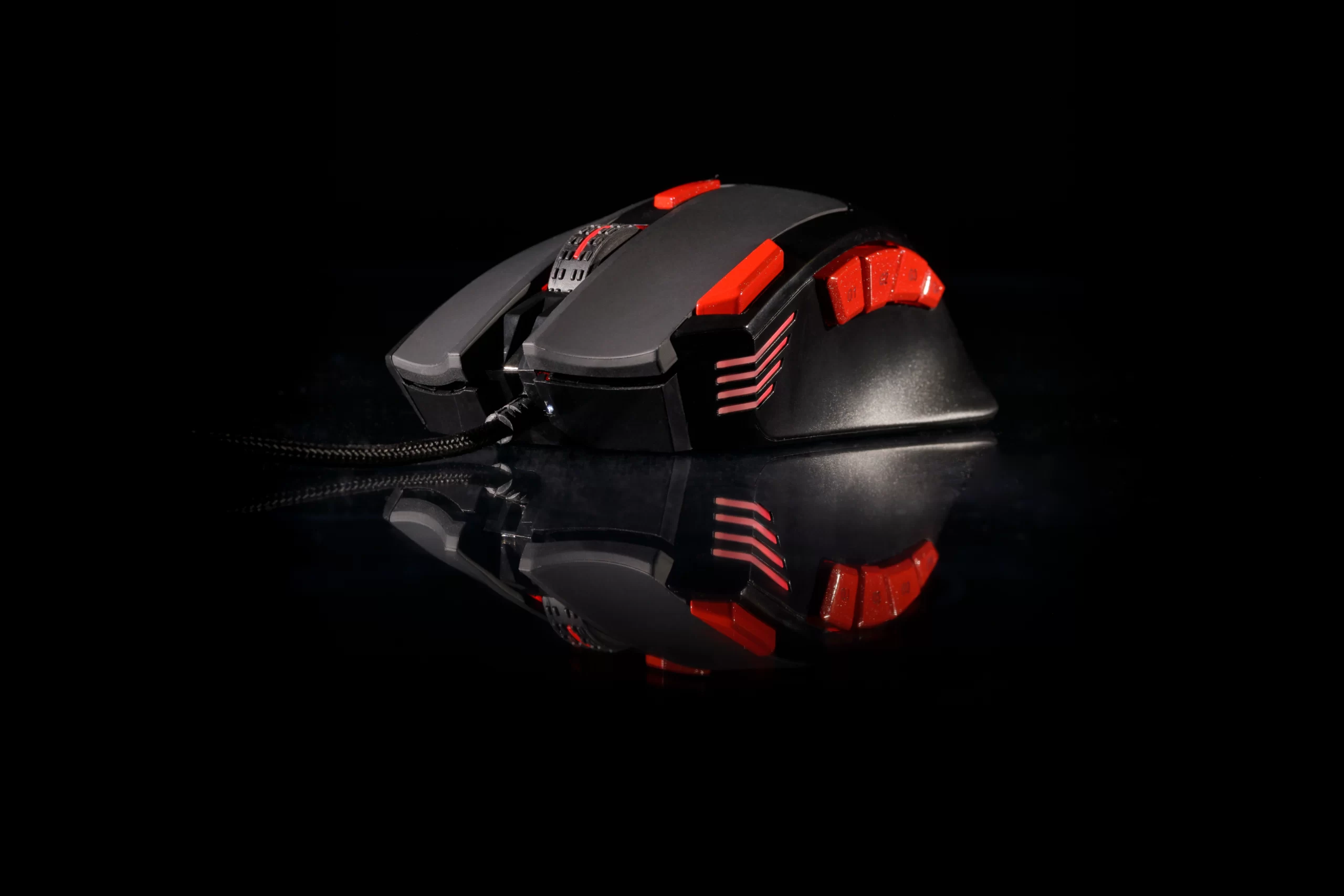 SureFire Eagle Claw 9 Button Mouse with RGB - Image 2